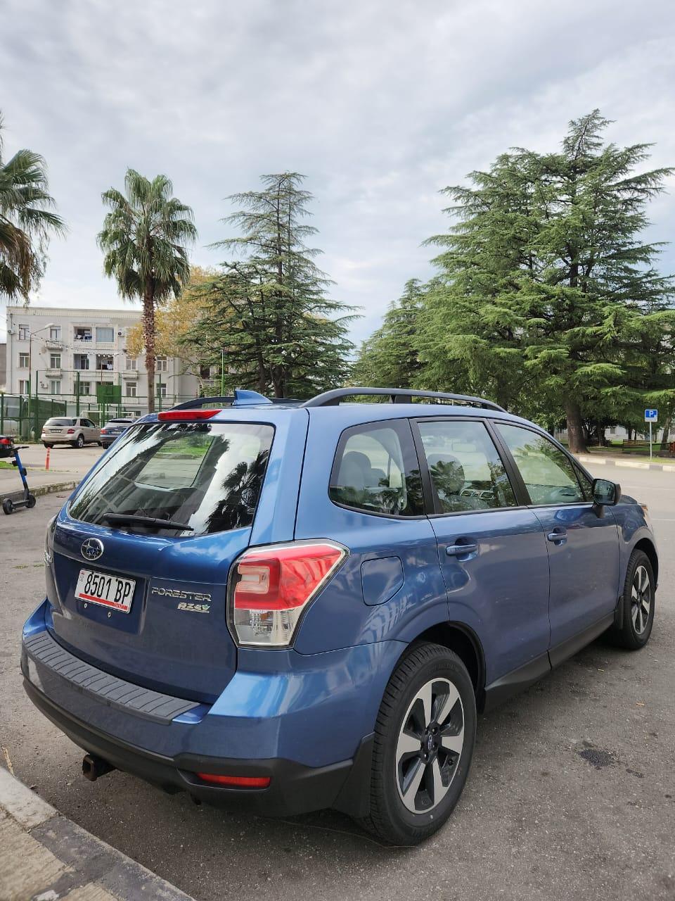 Subaru Forester — exterior view 3