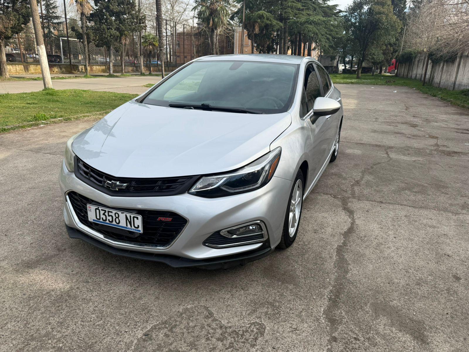 Chevrolet Cruze RS — exterior view 2