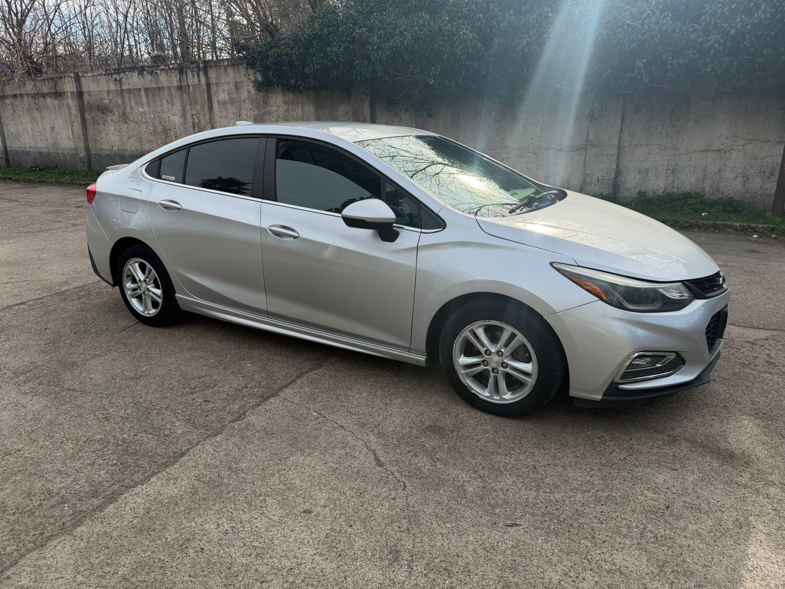 Chevrolet Cruze RS — exterior view 4