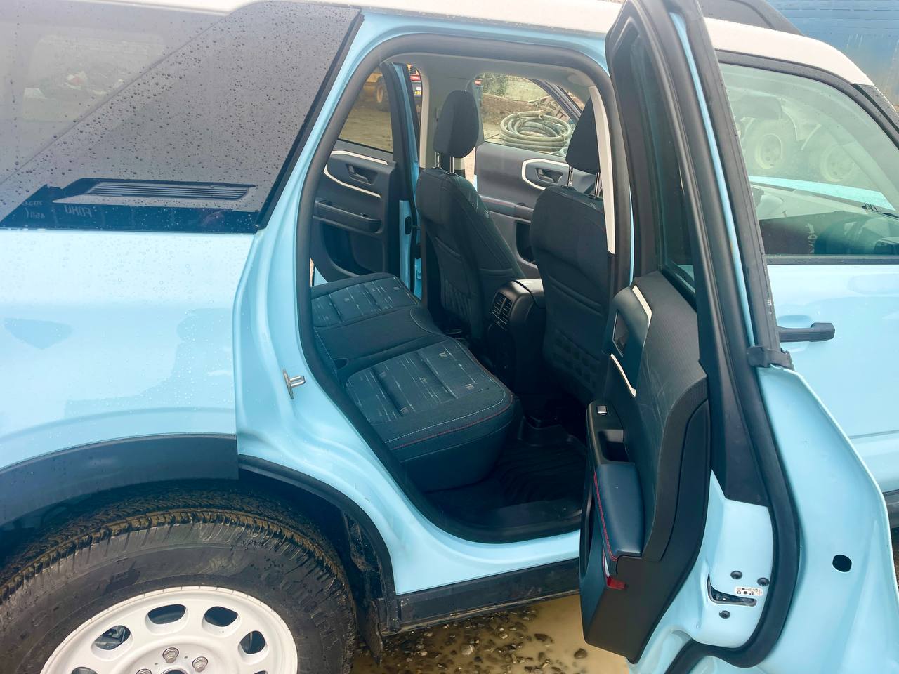 Ford Bronco Sport — exterior view 2