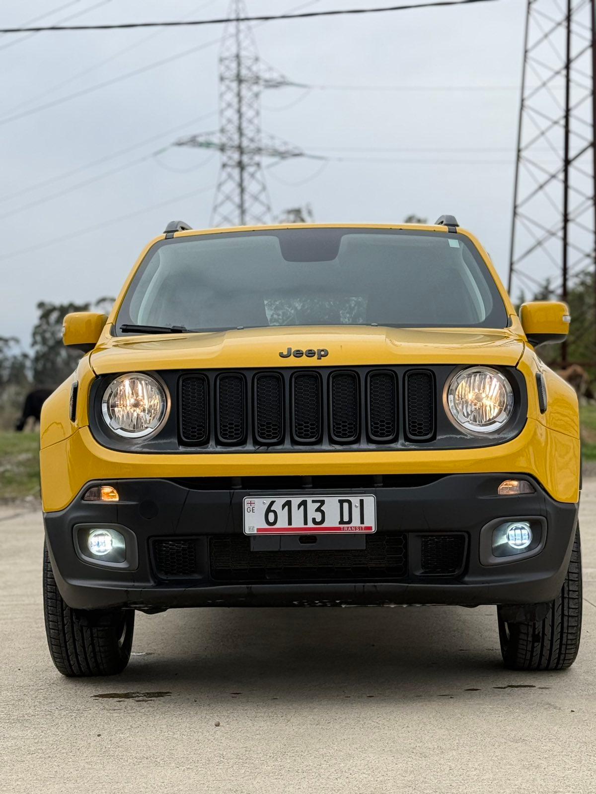 Jeep Renegade — exterior view 3