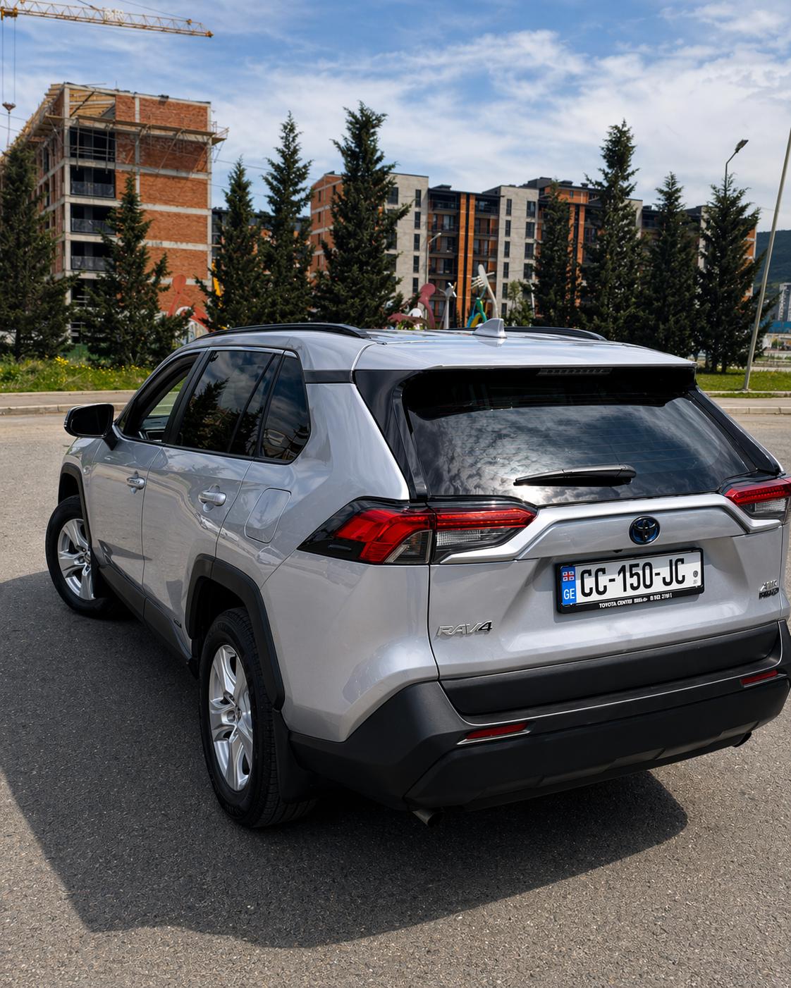 Toyota rav4 — exterior view 5