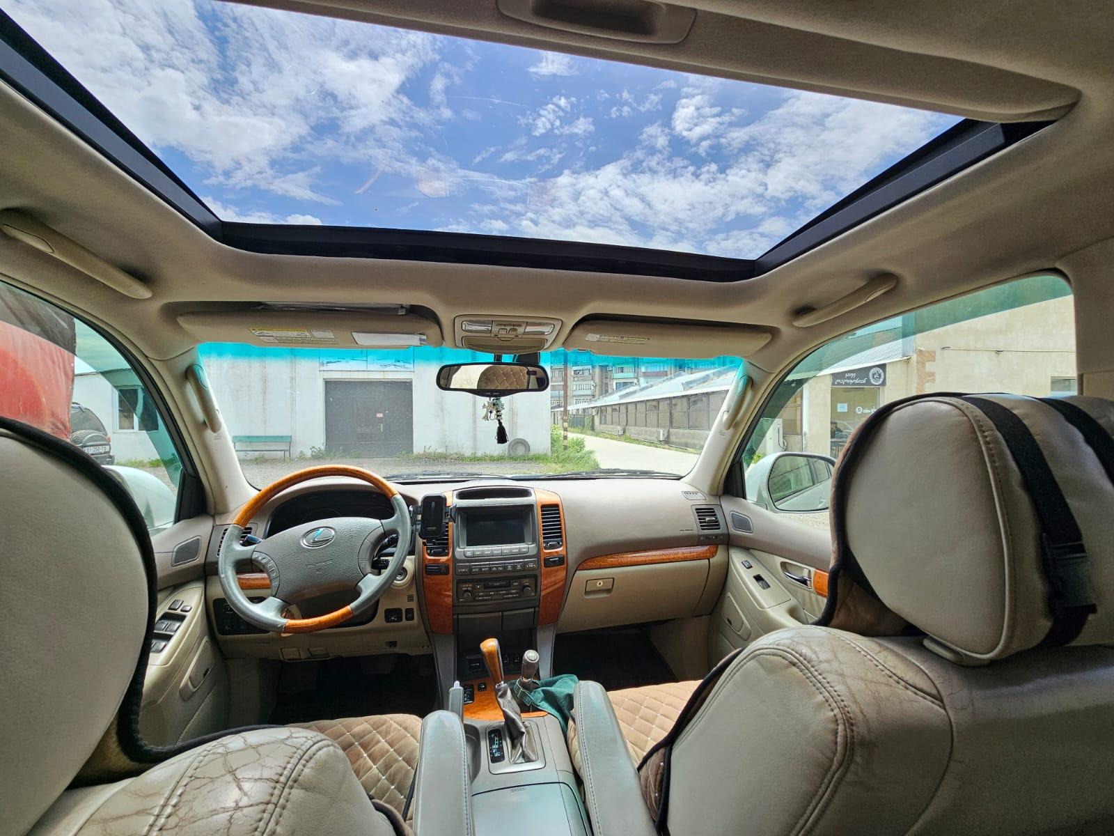 Lexus GX470 — exterior view 6
