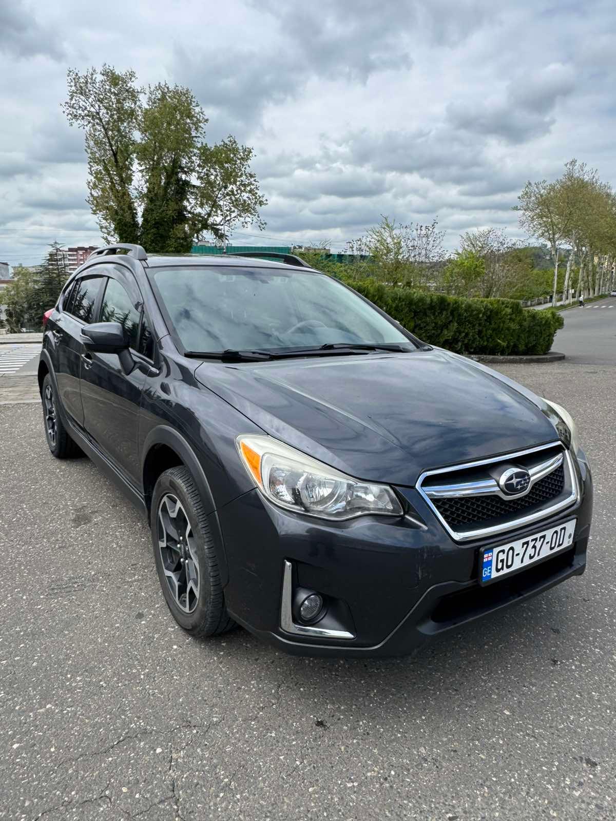 Subaru Crosstrek — exterior view 2