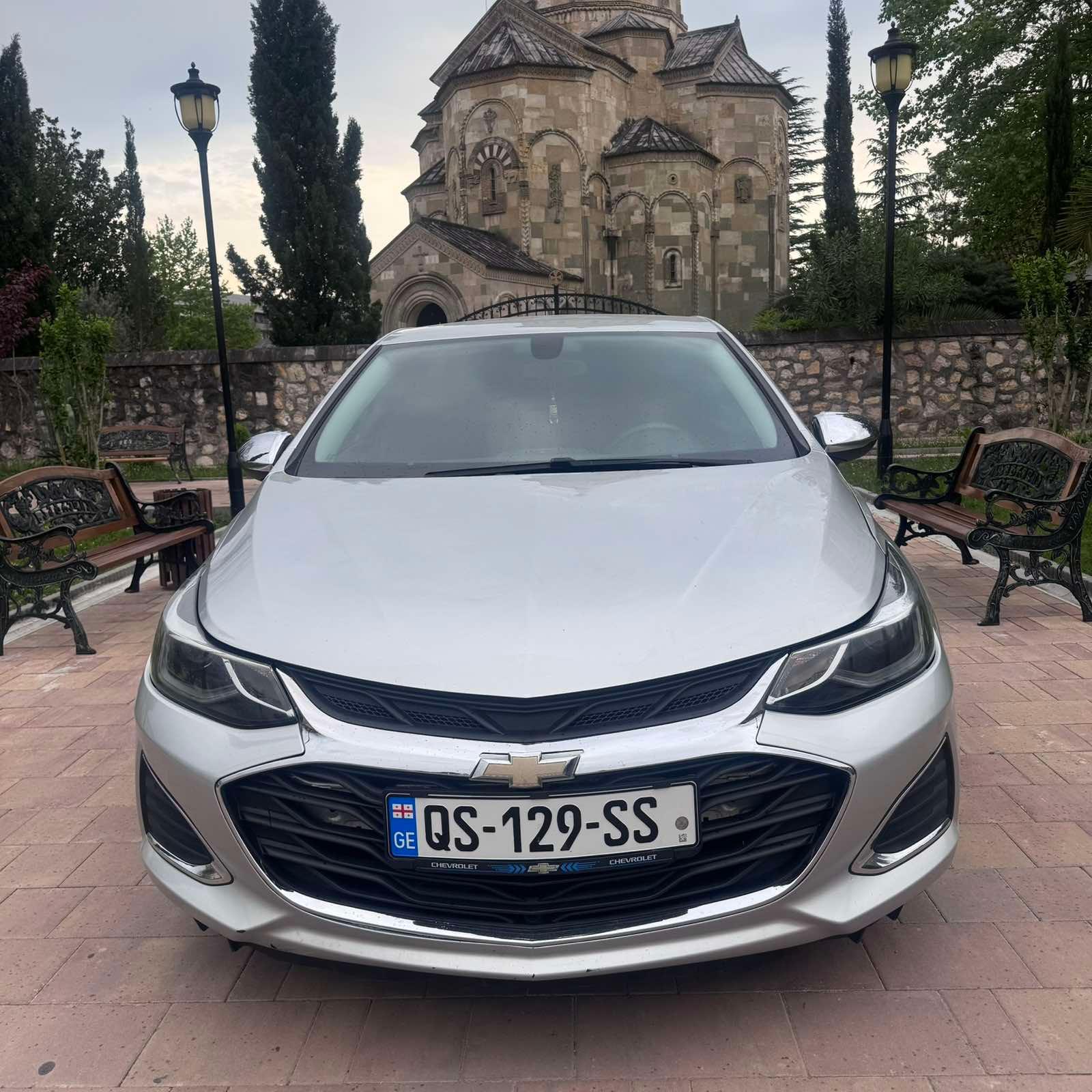 Chevrolet cruze — exterior view 2