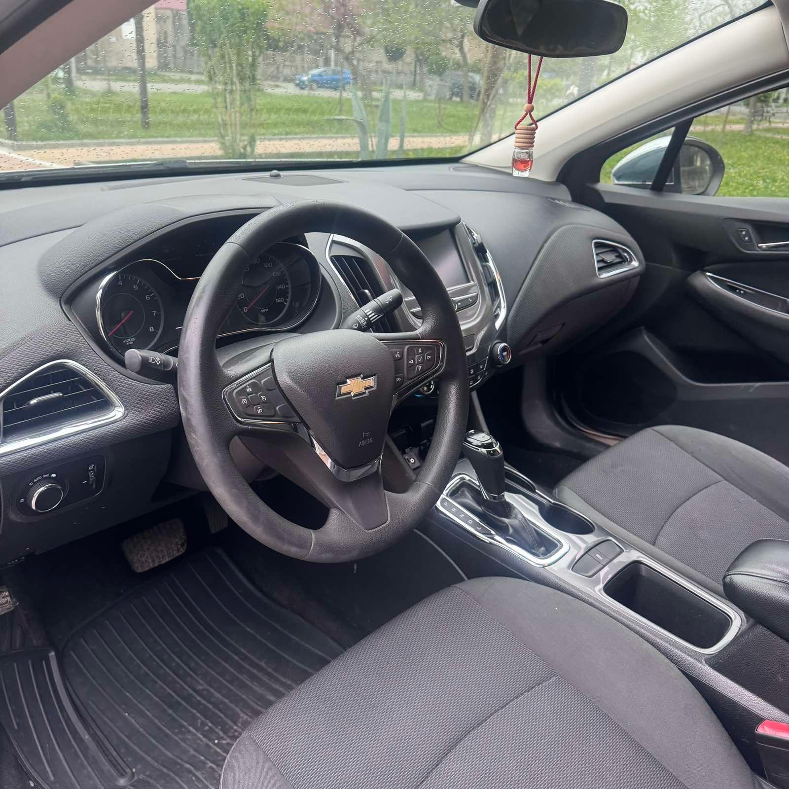 Chevrolet cruze — exterior view 6