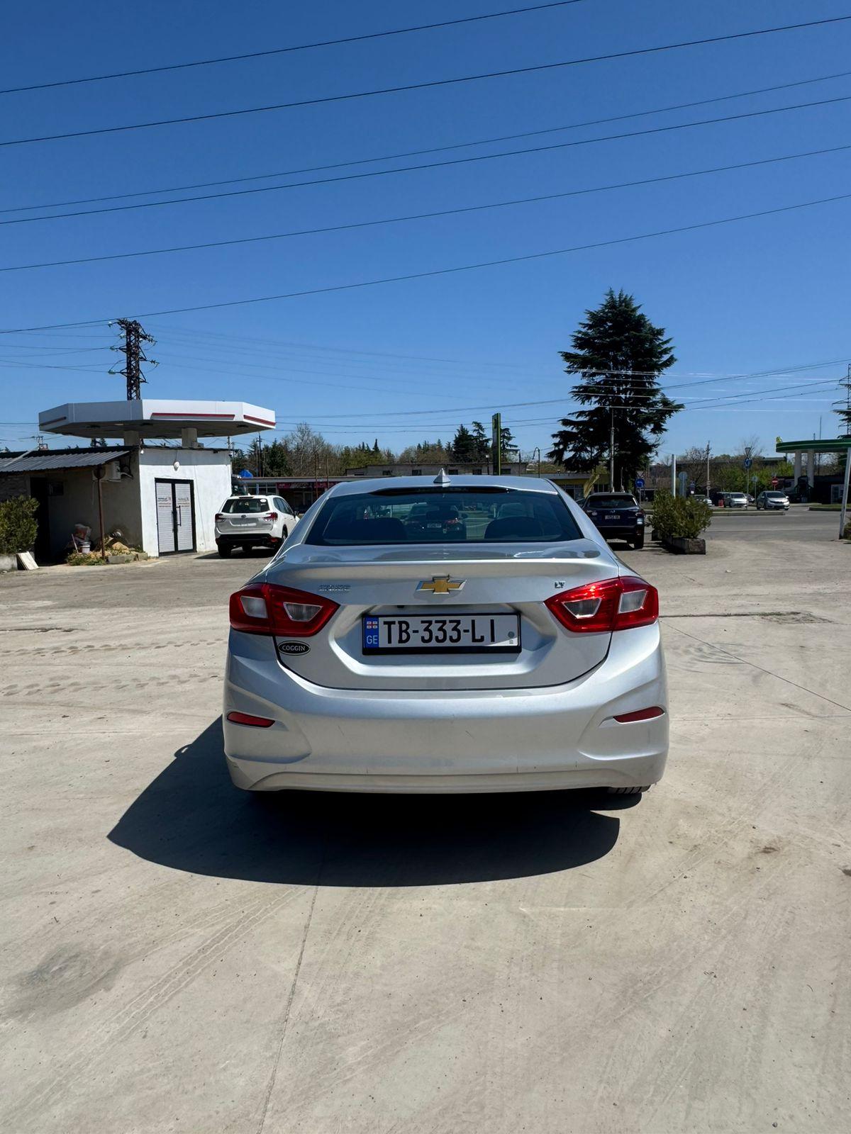 Chevrolet Cruze — exterior view 8