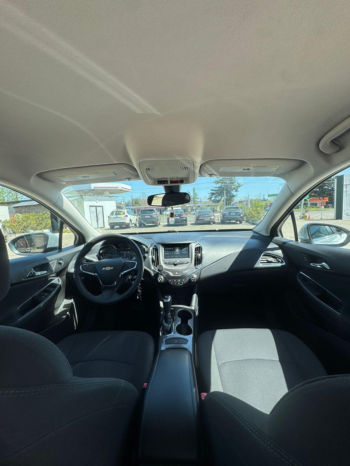 Chevrolet Cruze — exterior view 9