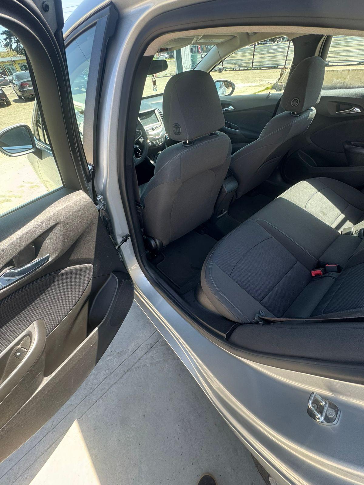 Chevrolet Cruze — exterior view 10