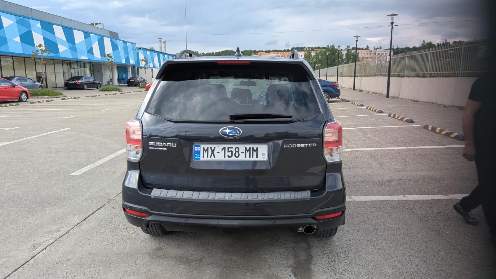 Subaru Forester — exterior view 3