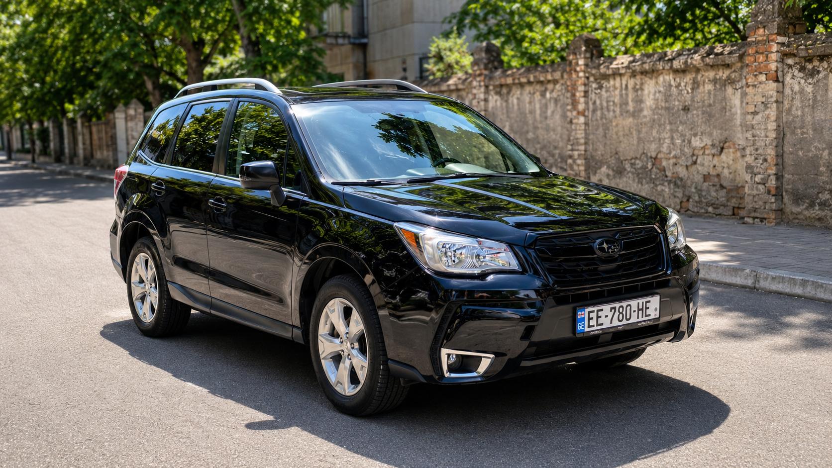 Subaru Forester — exterior view 2