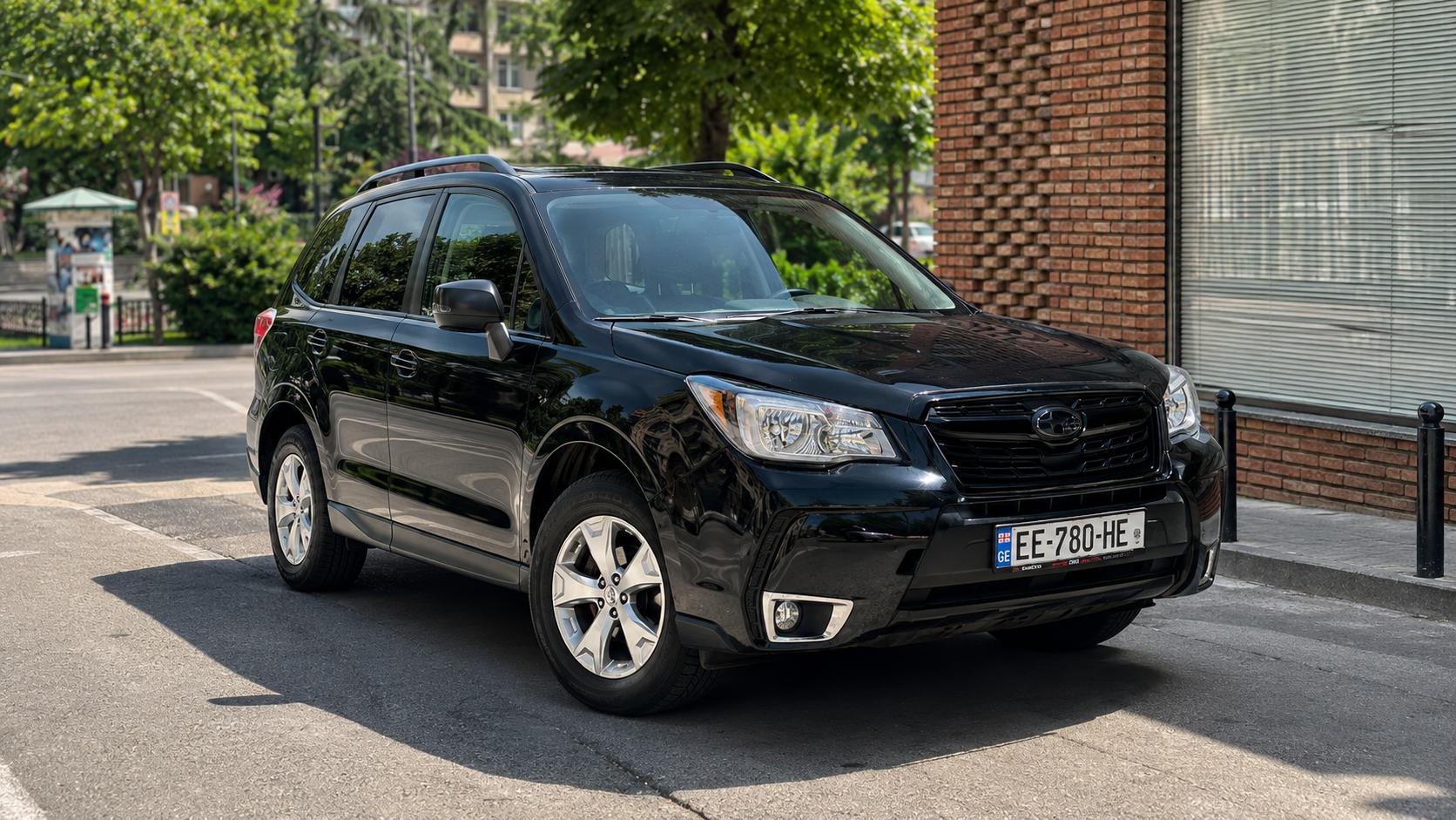 Subaru Forester — exterior view 6