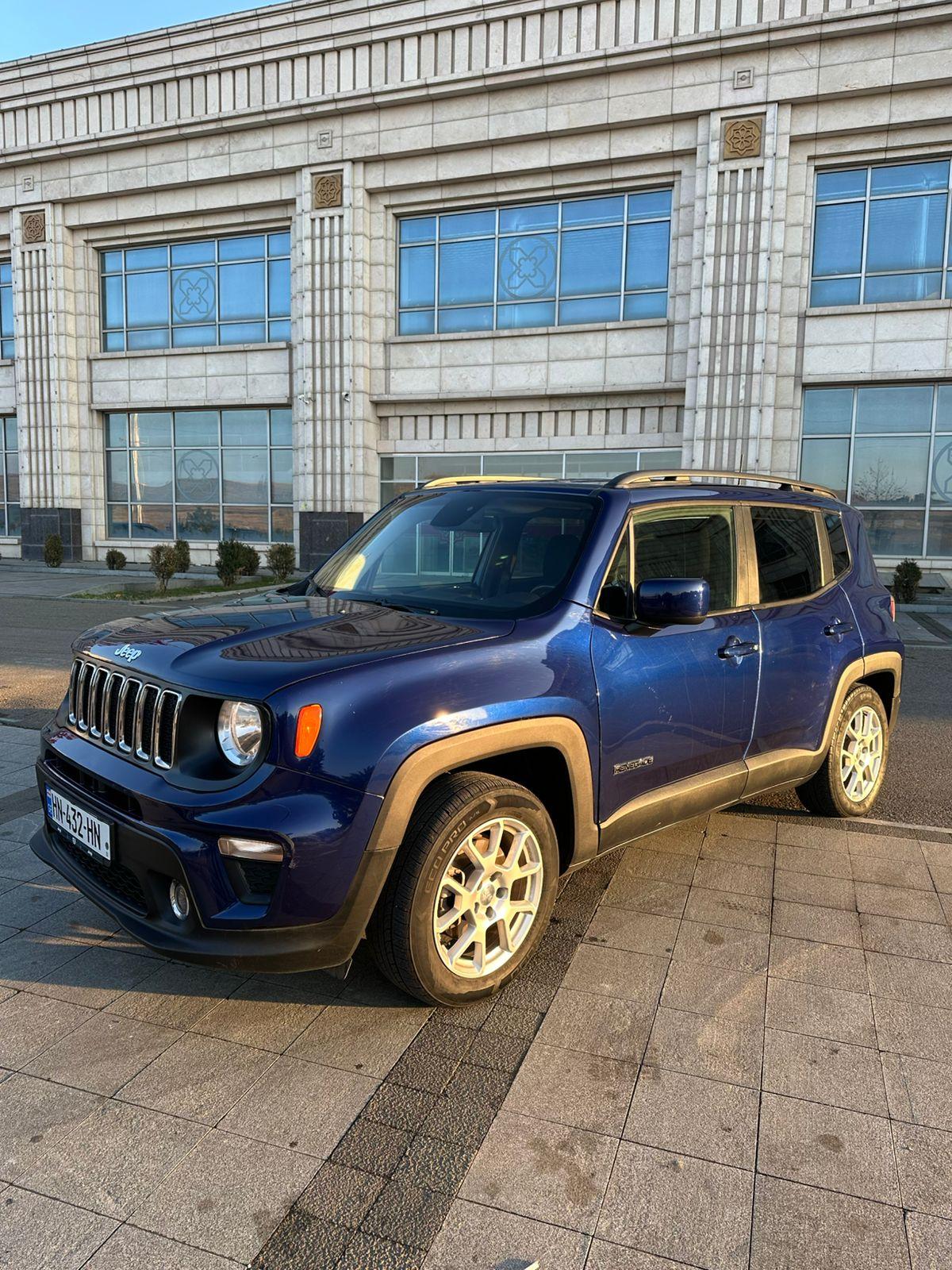 Jeep Renegade — exterior view 8