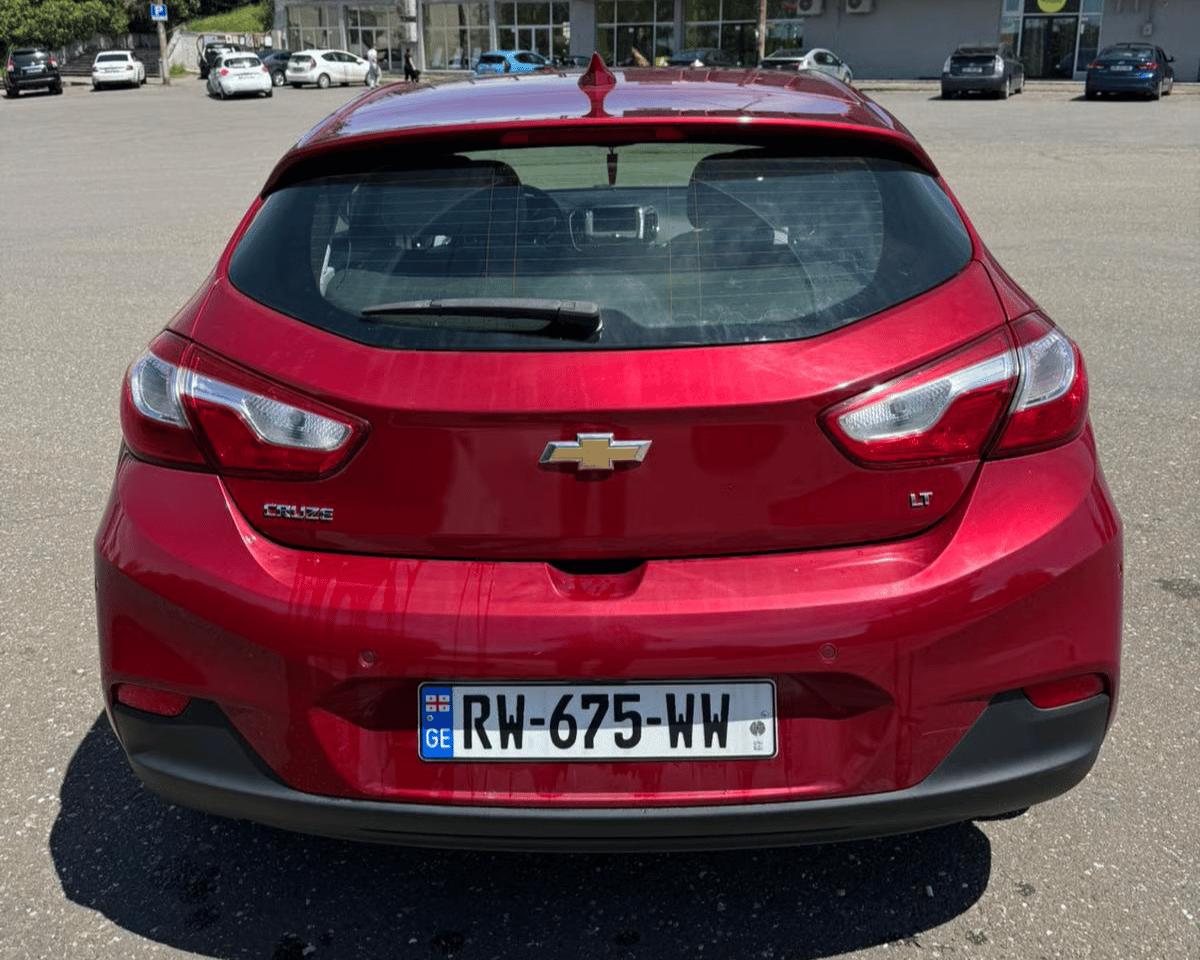 Chevrolet Cruze — exterior view 5