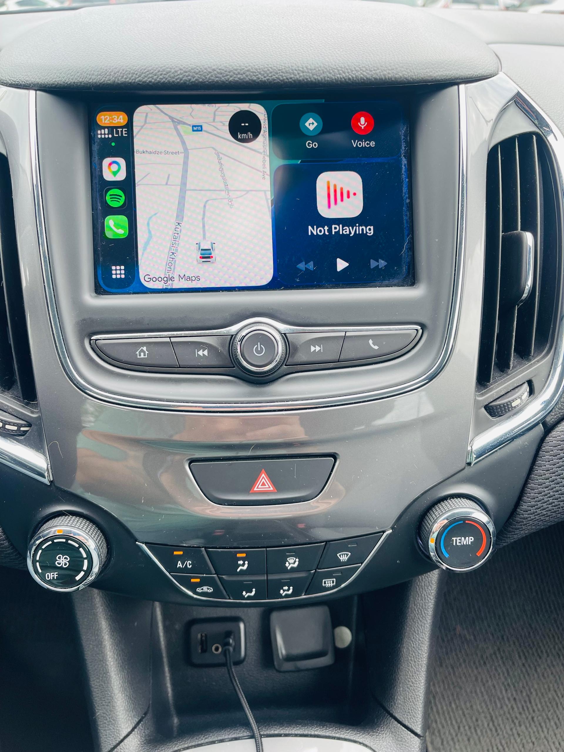 Chevrolet Cruze Hatchback — exterior view 10