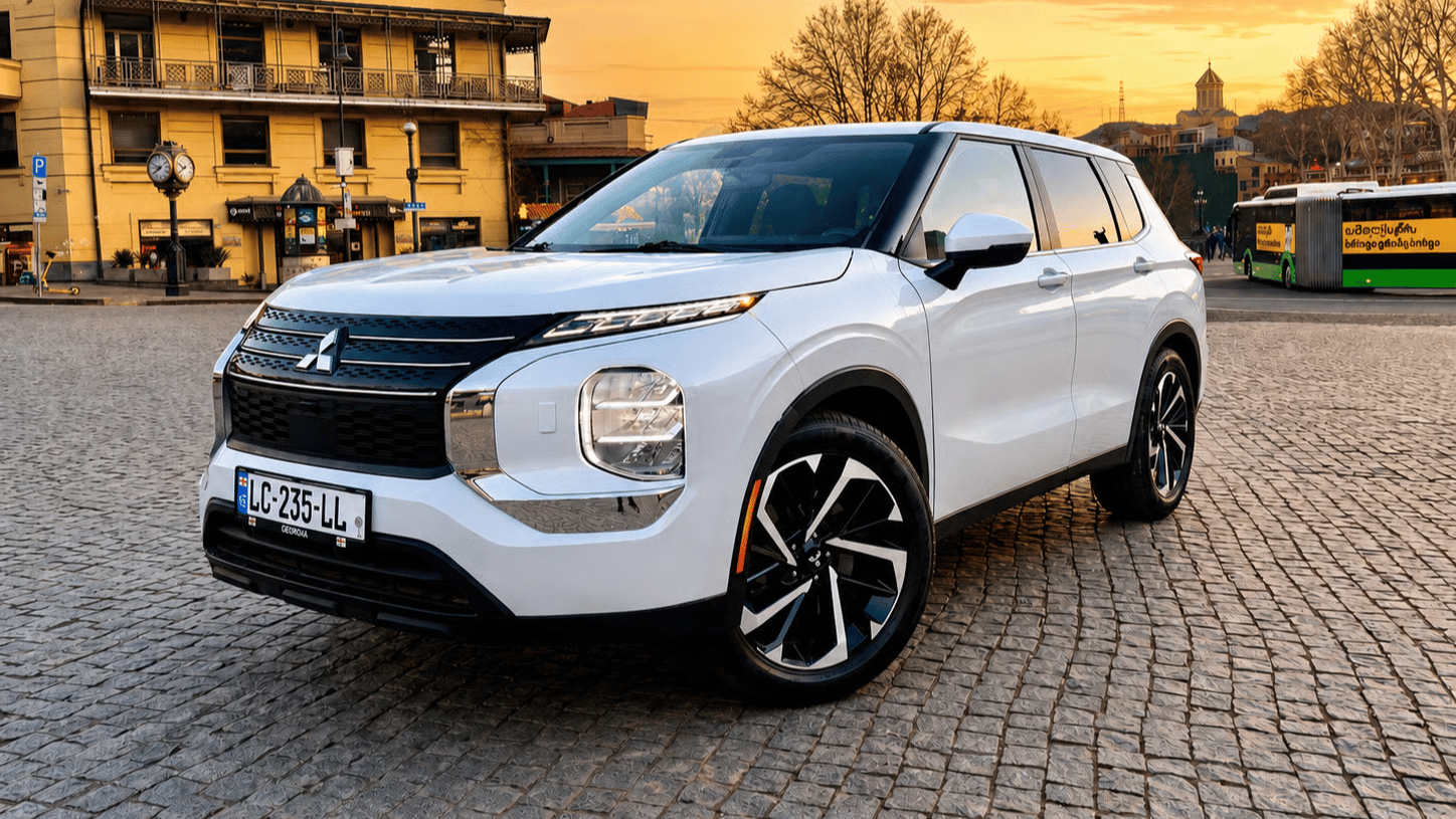 Mitsubishi Outlander for rent in Georgia from 60 € per day