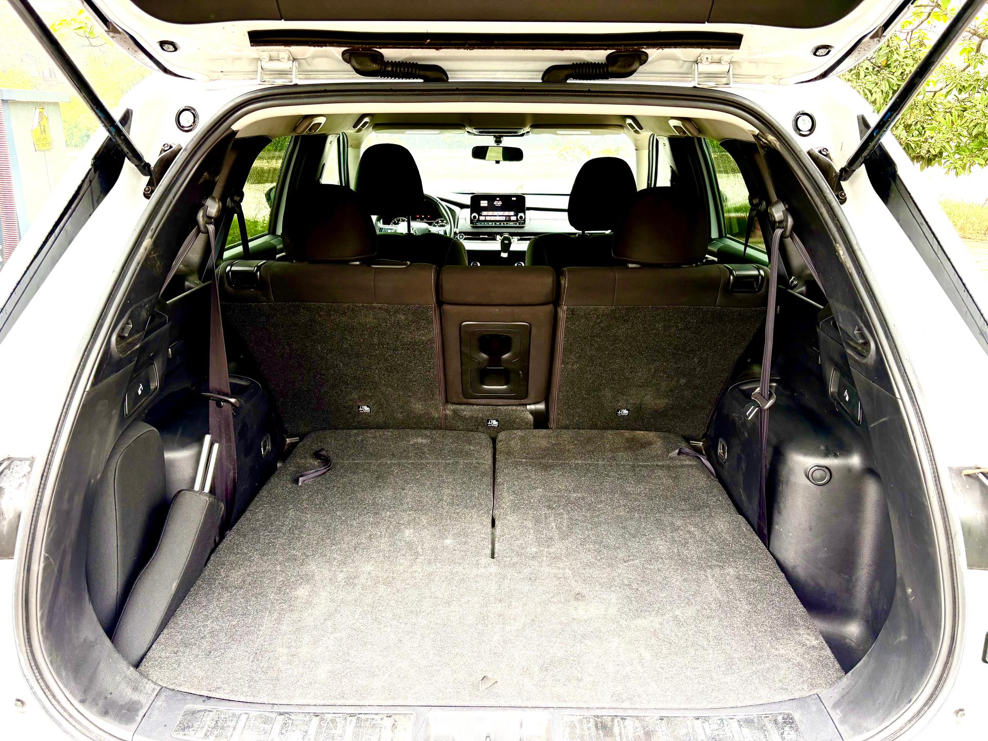 Mitsubishi Outlander — exterior view 7