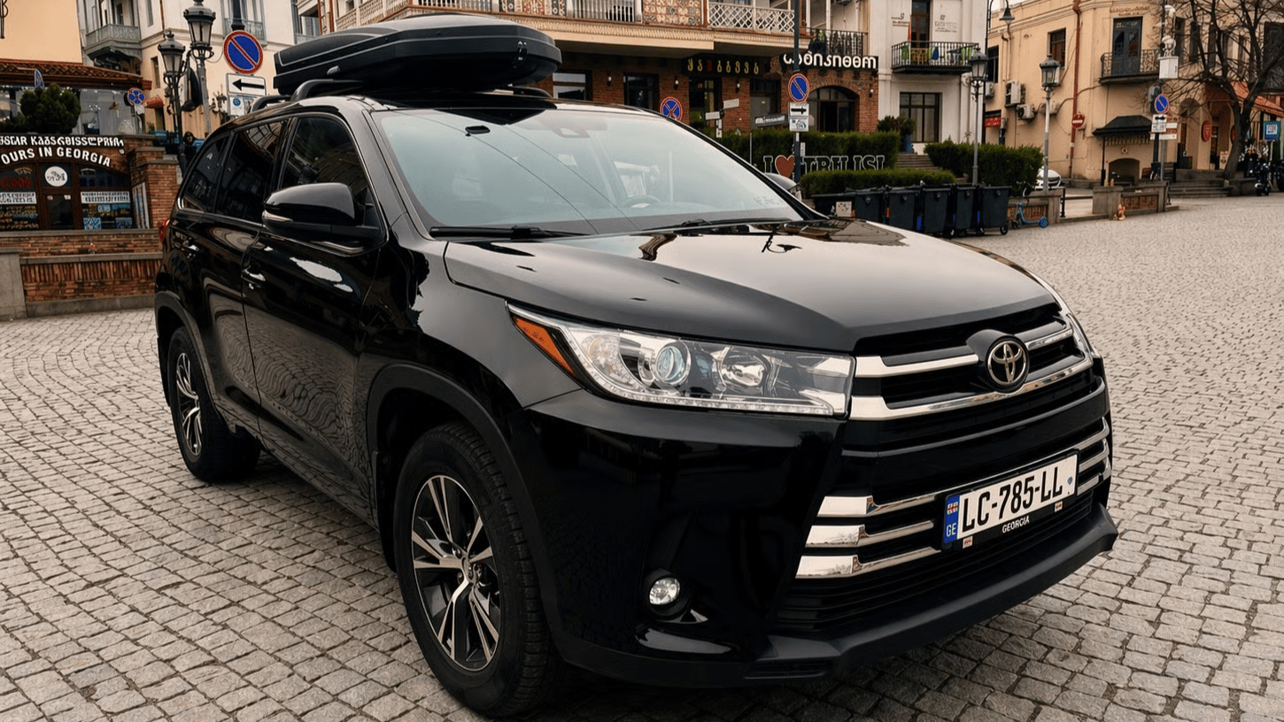 Toyota Highlander for rent in Georgia from 70 € per day