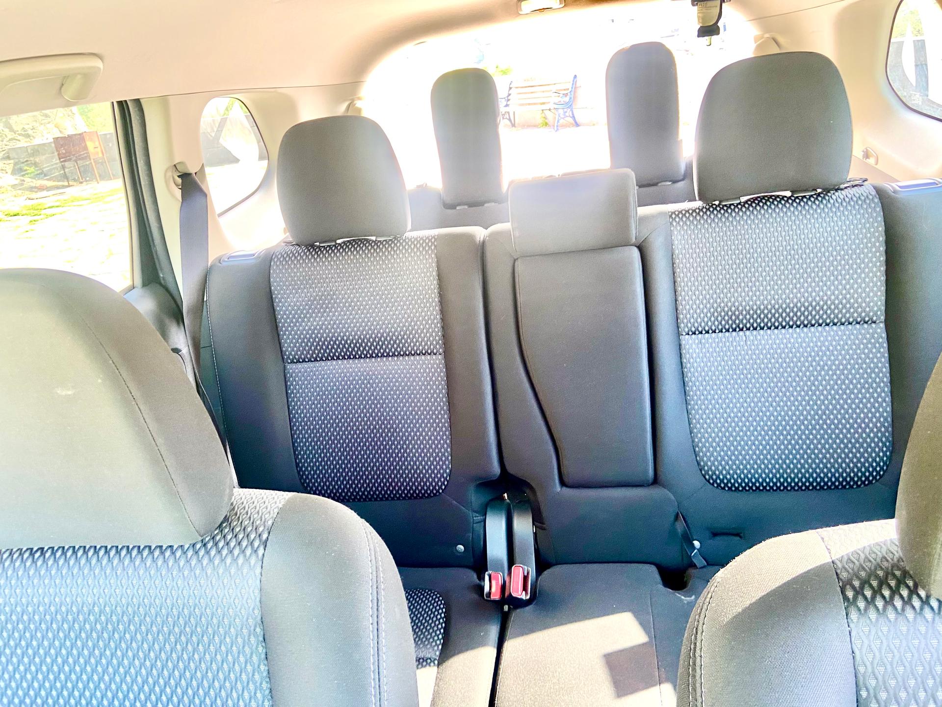 Mitsubishi Outlander — exterior view 7