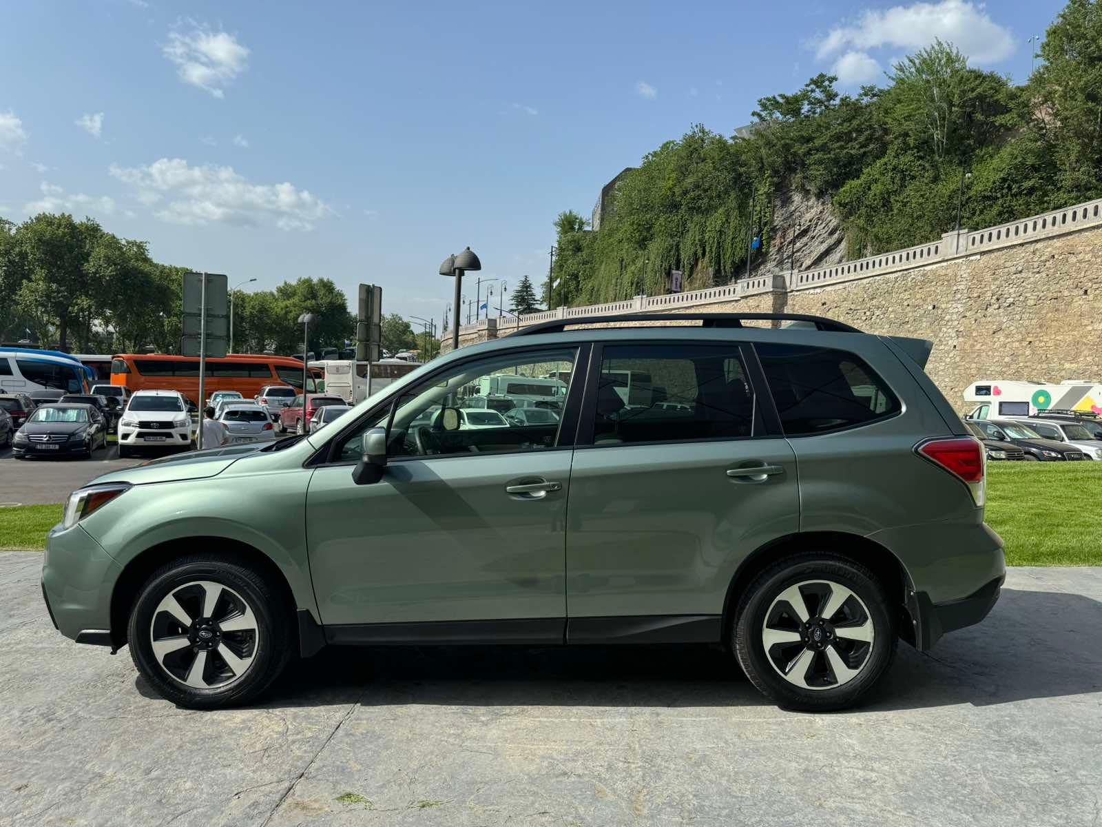 Subaru forester — exterior view 3