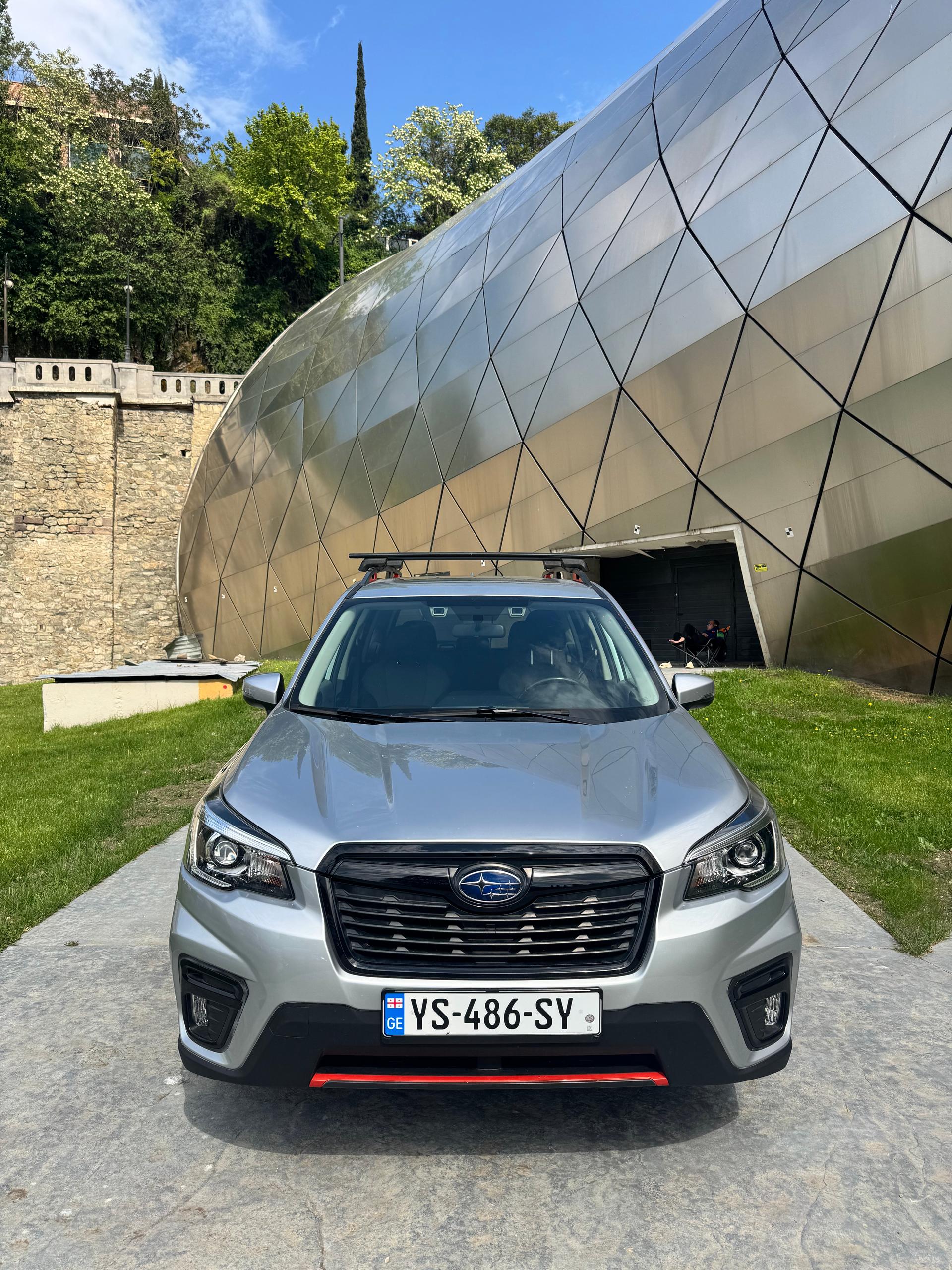 Subaru Forester — exterior view 2