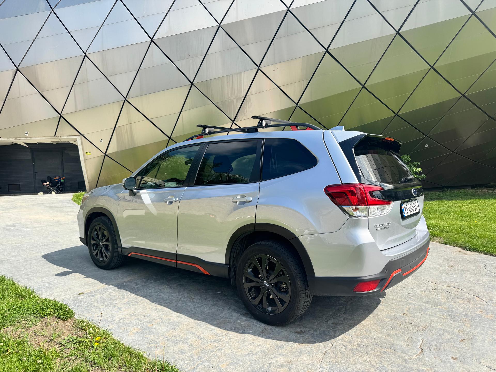 Subaru Forester — exterior view 5