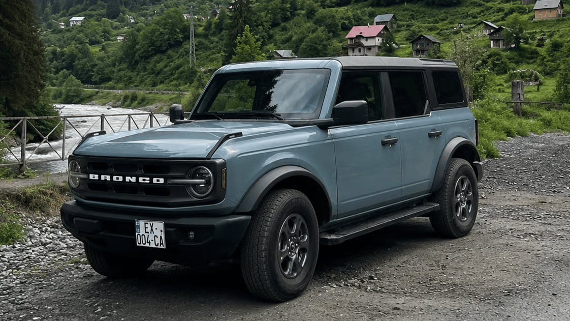 Ford Bronco for rent in Georgia from 130 € per day