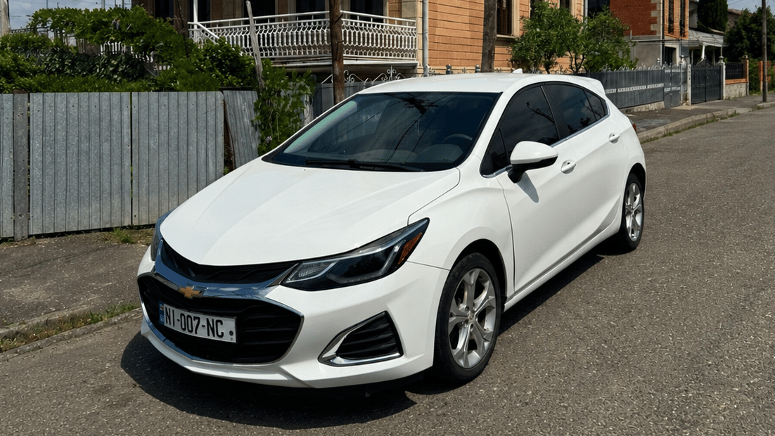 Chevrolet cruze for rent in Georgia from 30 € per day