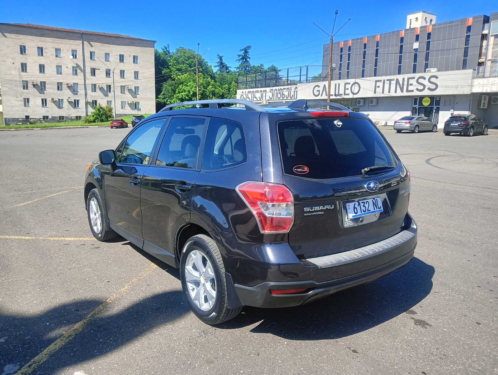 Subaru Forester — exterior view 3