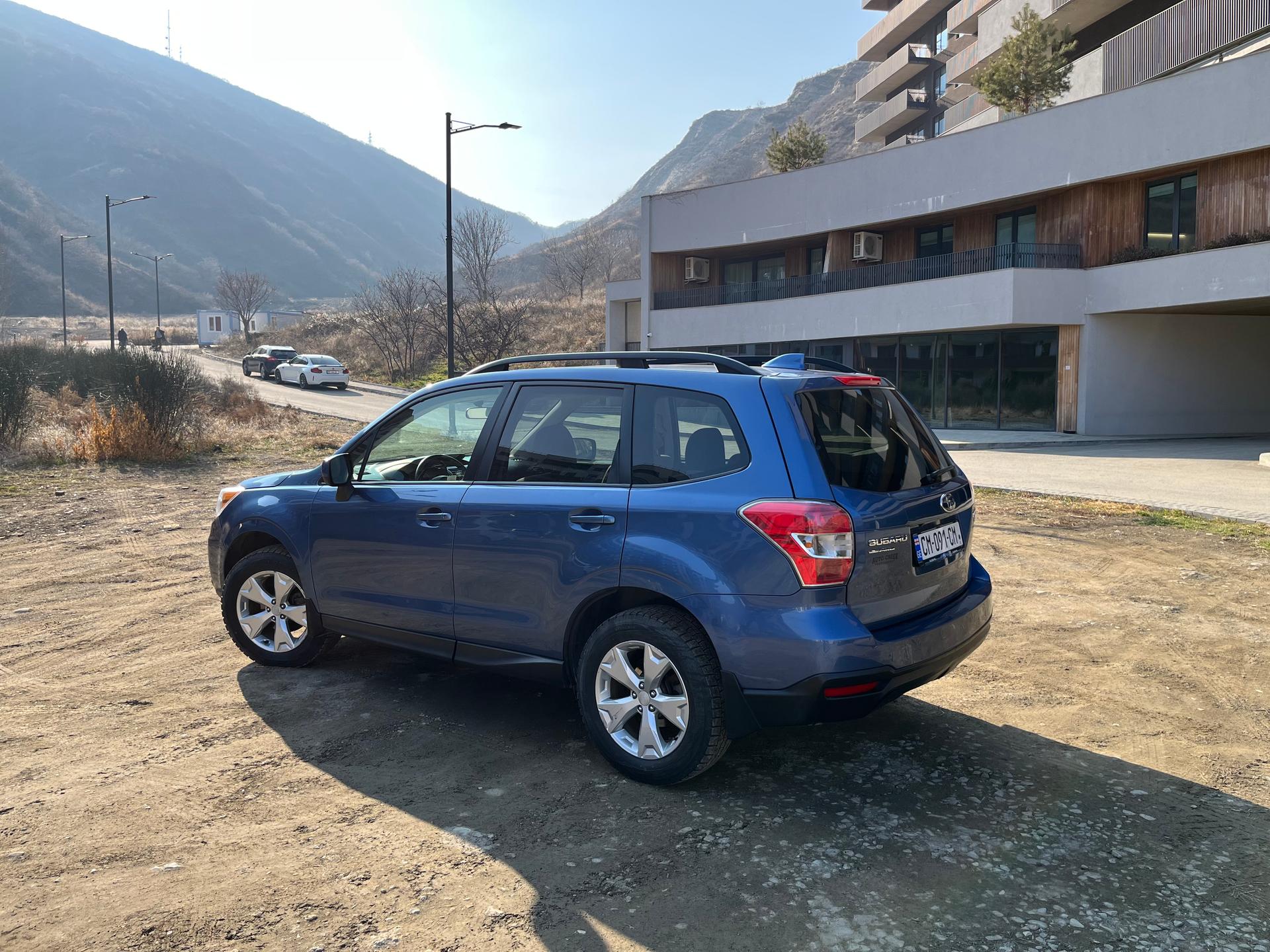 Subaru Forester — exterior view 4