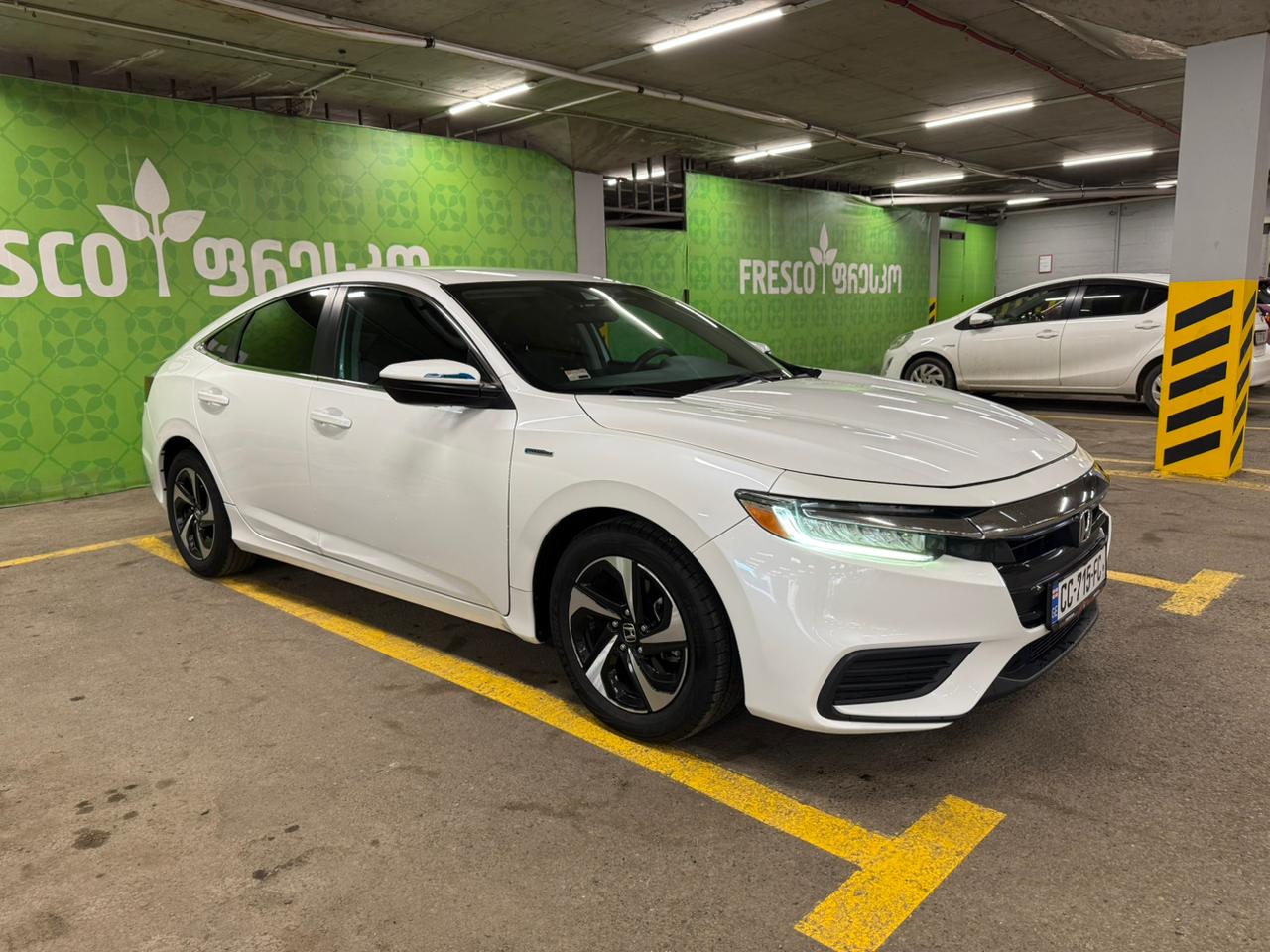 Honda Insight — exterior view 2