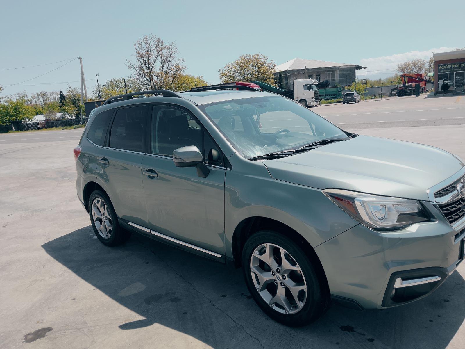 Subaru Forester — exterior view 6