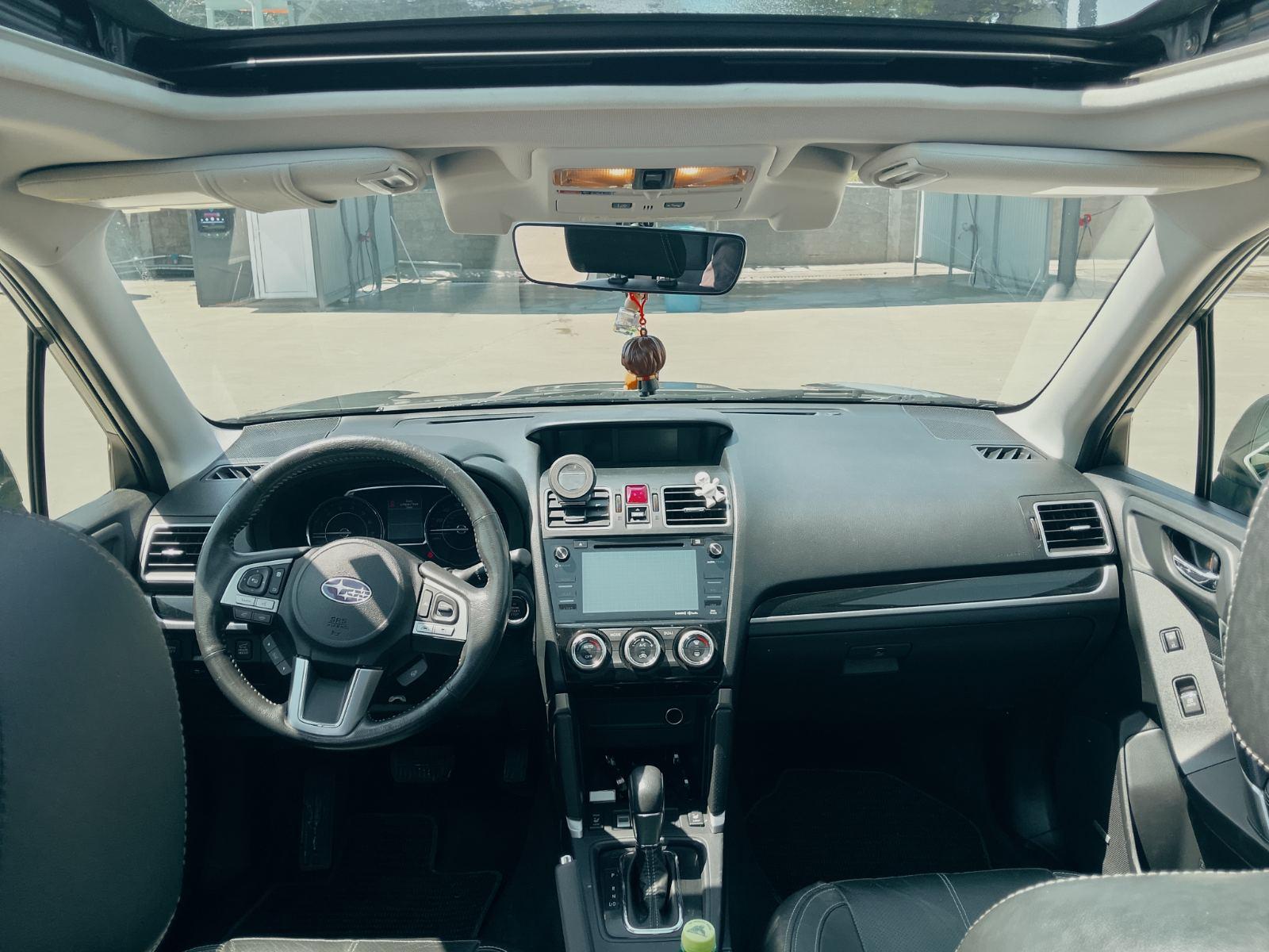 Subaru Forester — exterior view 9