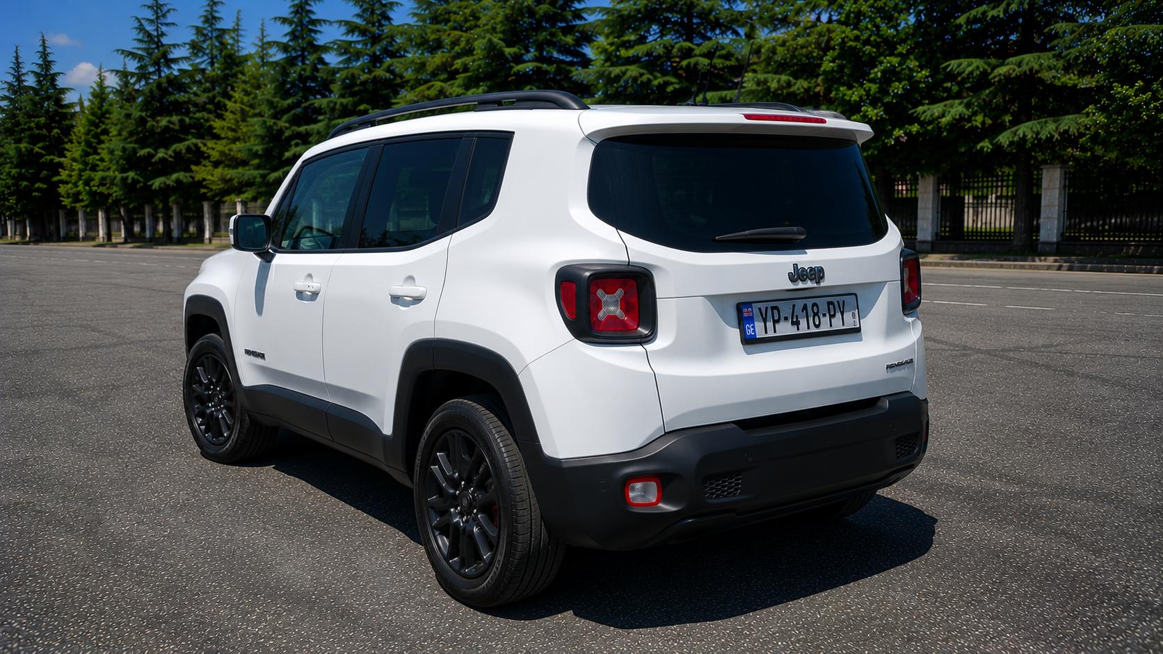 Jeep Renegade — exterior view 7