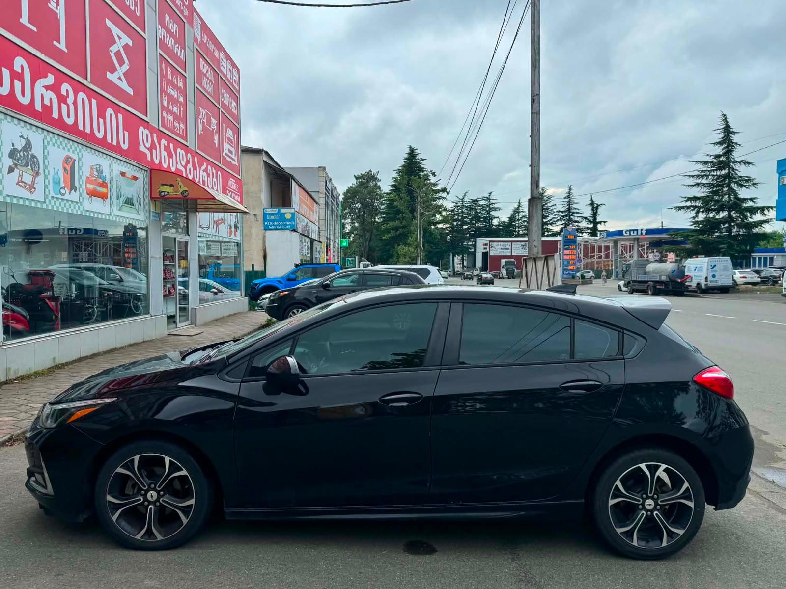 Chevrolet cruze RS — exterior view 2
